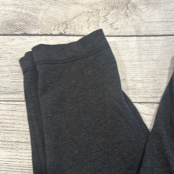 🍋Women’s Lululemon Stress Less pants size 2🍋 - Picture 5 of 15